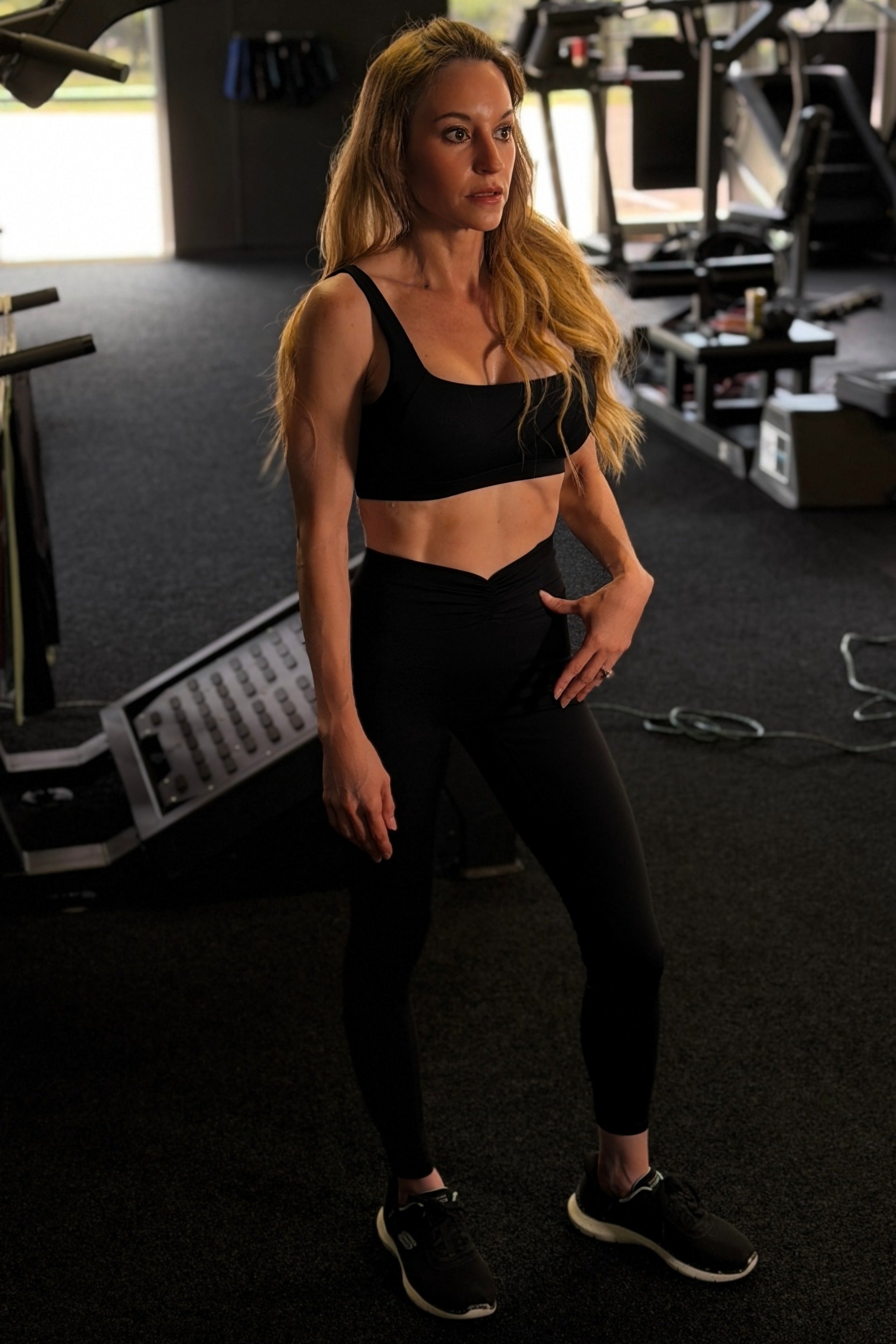 Contour Sculpt Leggings in Black – Front View High-Rise V-gathered Waistband – BAM Rebuild