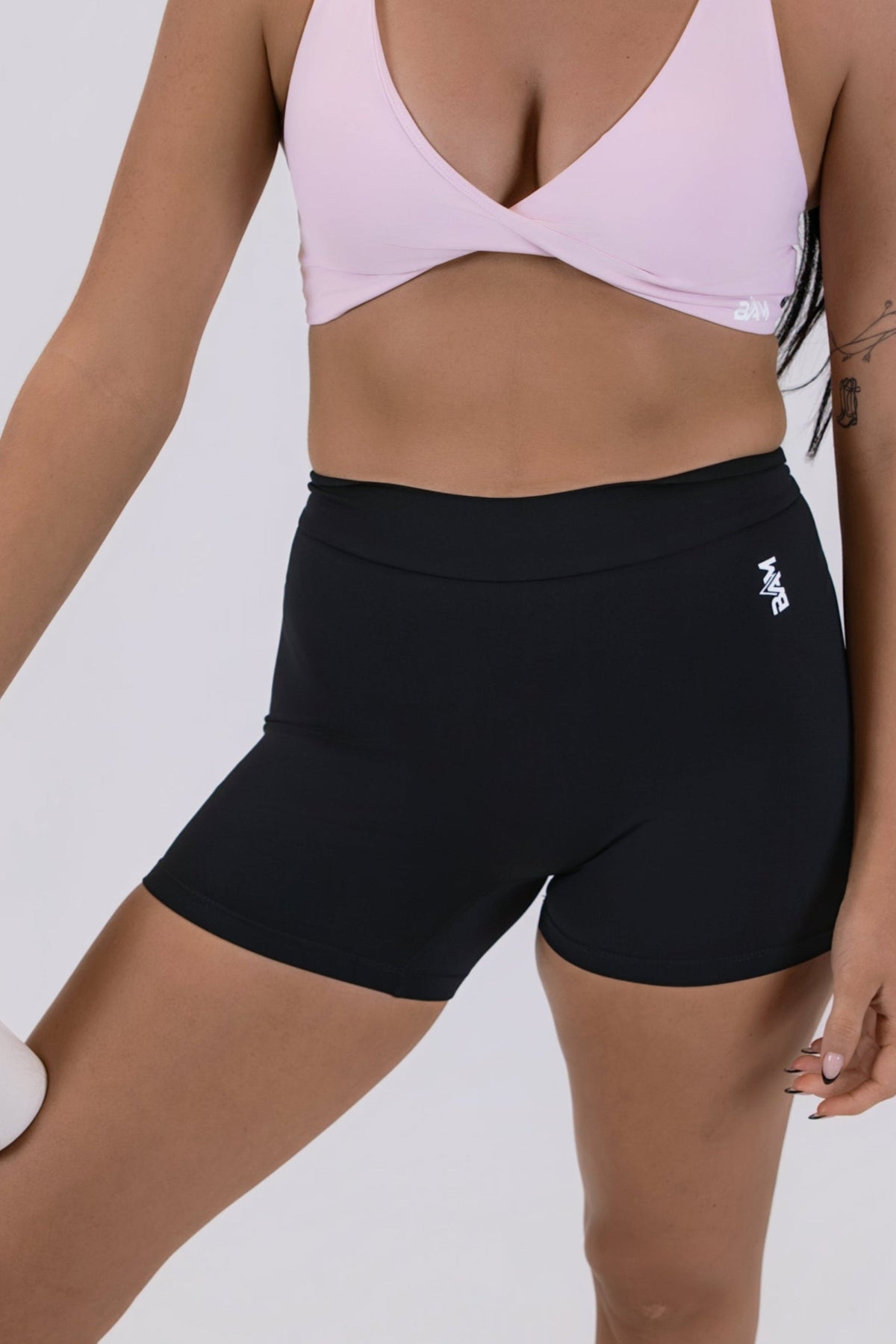 V-Sculpt Shorts